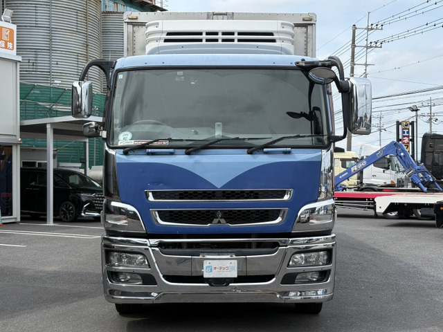 スーパーグレート冷蔵冷凍車