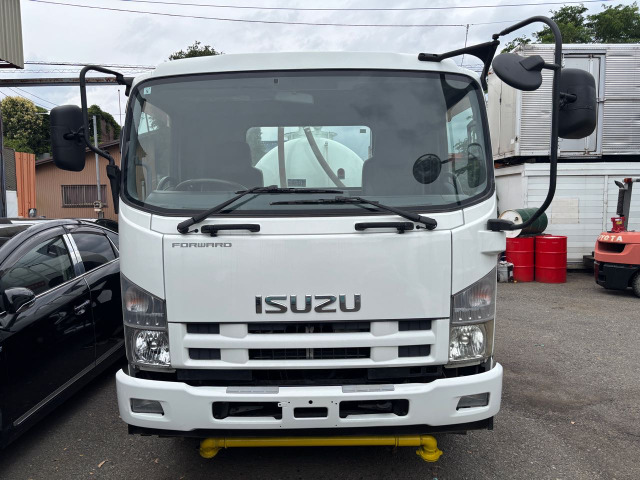 フォワード散水車