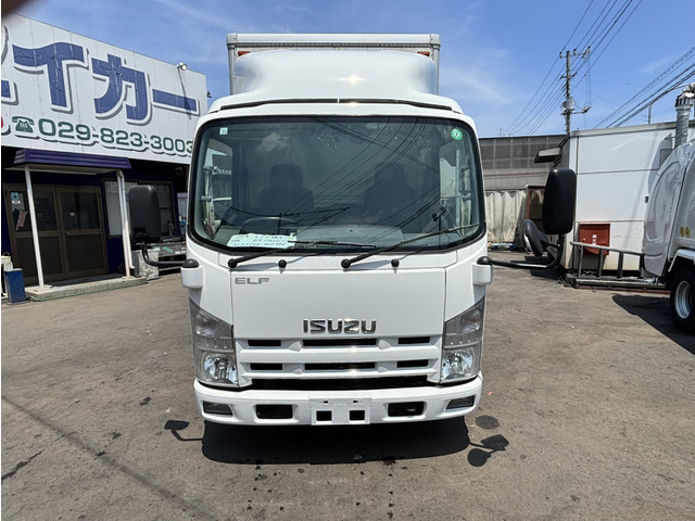 エルフ