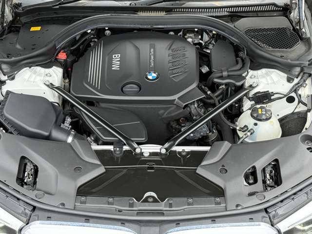 �G���W�����[����������Y��ȏ�ԂƂȂ�܂��B���[�ԑO�ɂ͊e���_���������s���܂��B