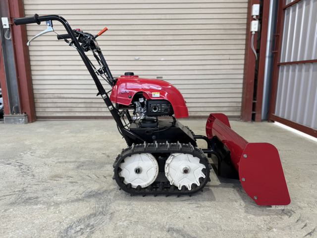 HONDA　ユキオスe 　電動除雪機　中古 ホンダ /その他 ホンダ ユキオスSB800 17.8万円 平成28年(2016年