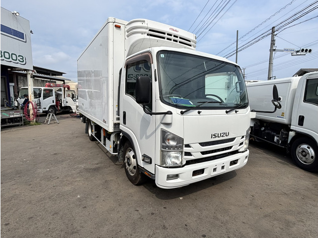 エルフ