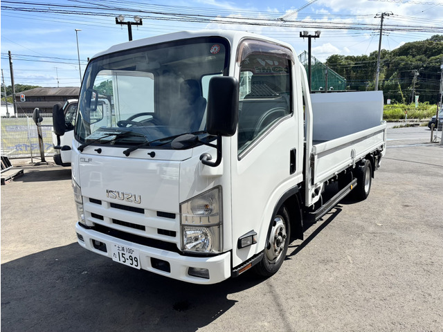 エルフ