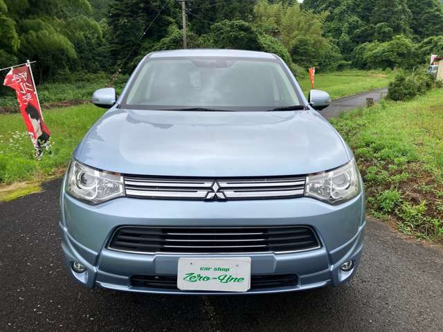アウトランダーPHEV2.0 G ナビパッケージ 4WD