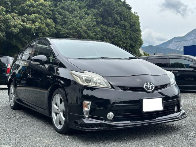 プリウス1.8 S