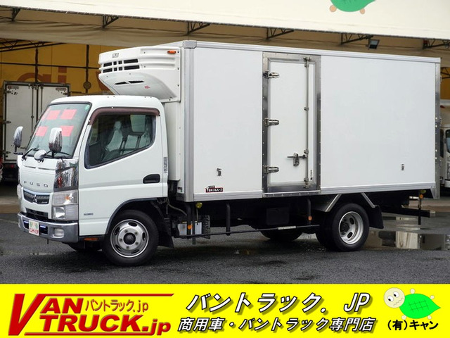 キャンター冷蔵冷凍車