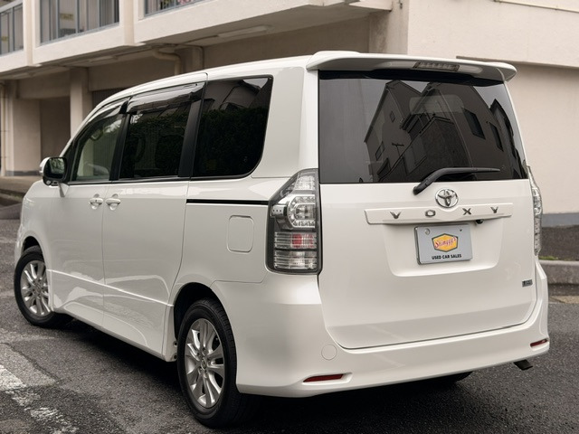 ヴォクシー2.0 ZS