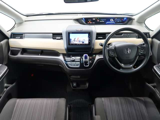 フリード1.5 ハイブリッド G ホンダセンシング 4WD