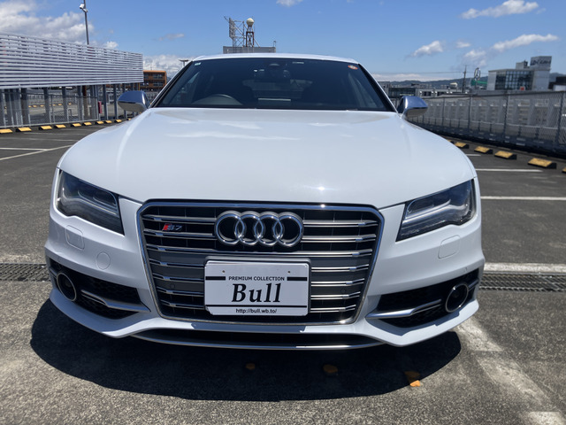 S7スポーツバック4.0 4WD
