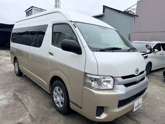 ハイエースコミューター2.8 GL ディーゼル