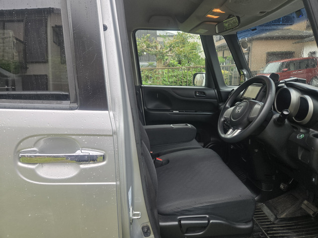 �I�|�V�[�g�t���ł��B(�x�����z15.8���~�E4WD�ԁE�^�C�~���O�`�F�[���ł��̂Ńx���g�����K�v�������܂�)