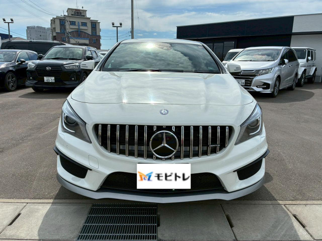 CLAクラスAMG CLA45 4マチック 4WD