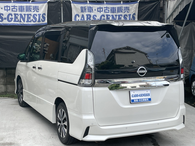 セレナ1.2 e-POWER ハイウェイスターV