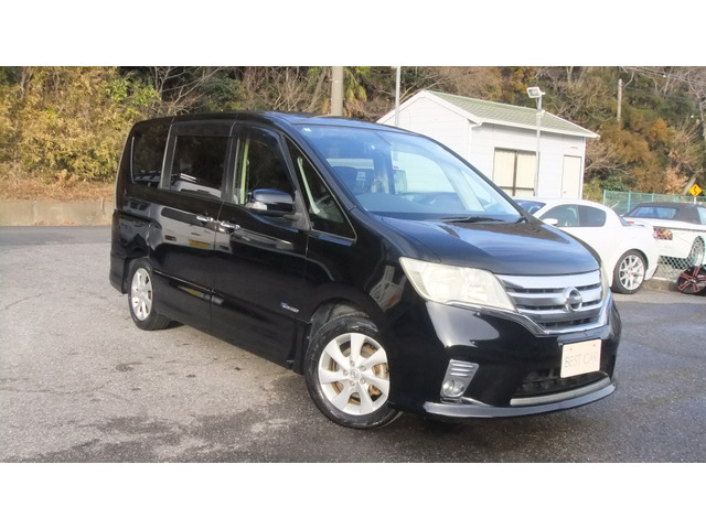 セレナ2.0 ハイウェイスター S-HYBRID