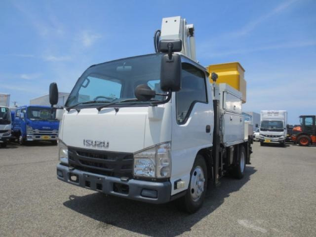 エルフ高所作業車