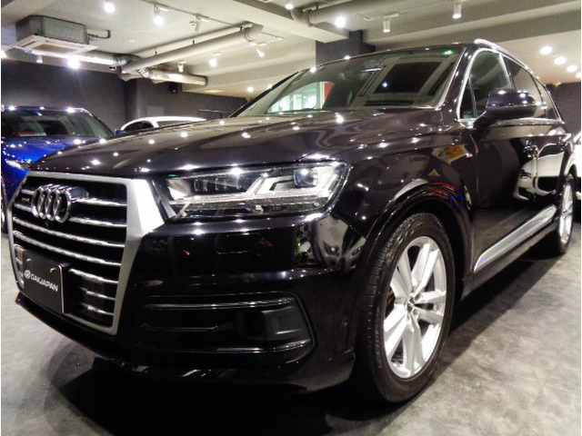 Q73.0 TFSI クワトロ エアサス Sラインパッケージ 4WD