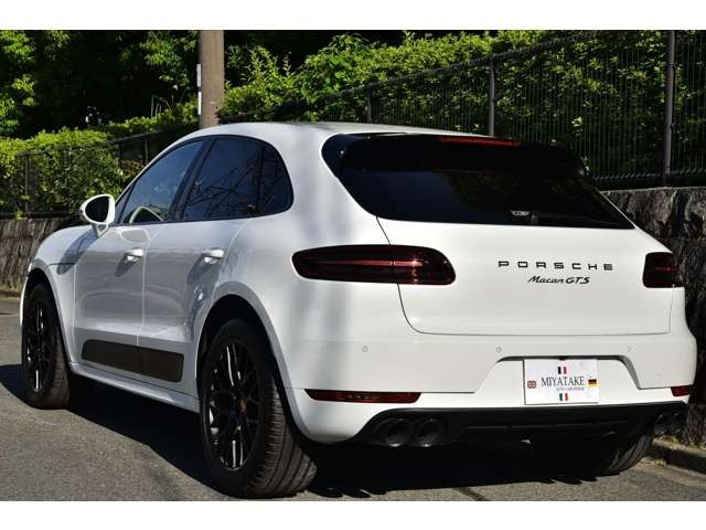マカンGTS PDK 4WD