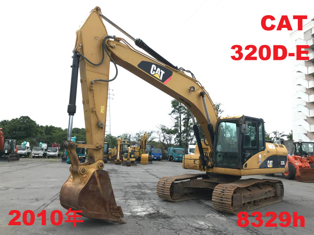CAT(�A���Ԃ��̑�) 320D-E��8329h��2010�N ���Îԉ摜
