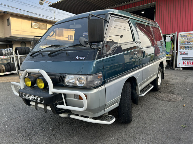 デリカスターワゴン2.4 エクシード クリスタルライトルーフ 4WD