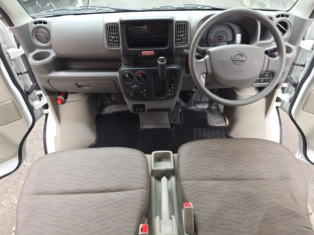 NV100クリッパーDX セーフティパッケージ ハイルーフ 5AGS車