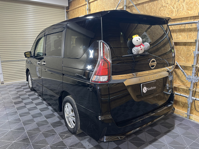 セレナ2.0 ハイウェイスター 4WD