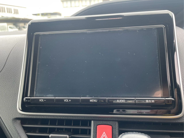 ヴォクシー2.0 ZS
