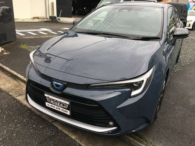 カローラツーリング1.8 ハイブリッド W×B E-Four 4WD