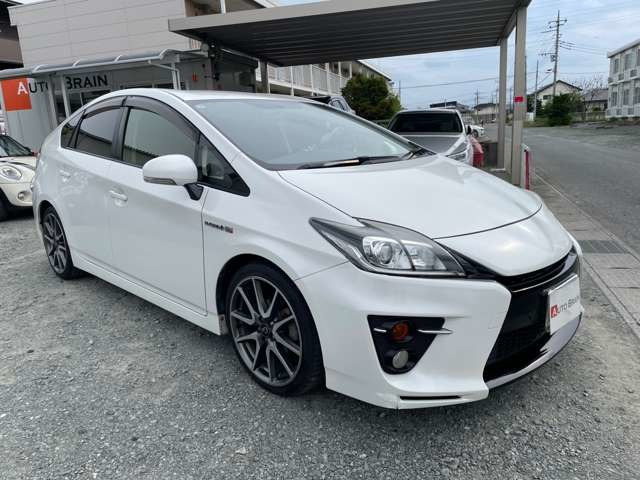 プリウス1.8 S ツーリングセレクション G's