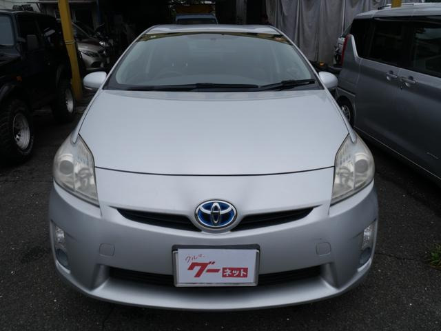 プリウス1.8 L