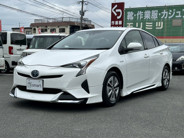 プリウス1.8 S