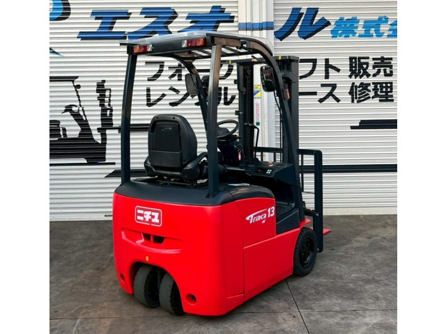 ニチユバッテリーフォークリフト