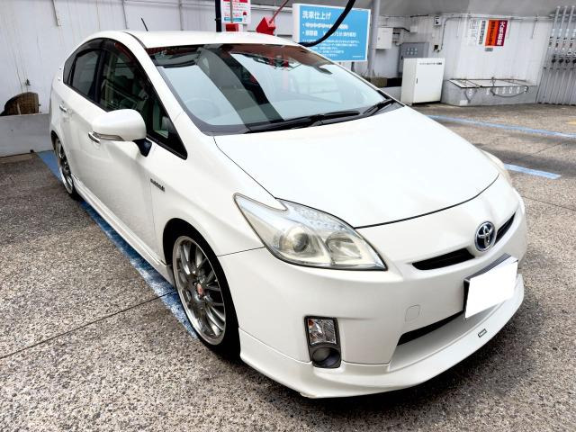 プリウス1.8 S