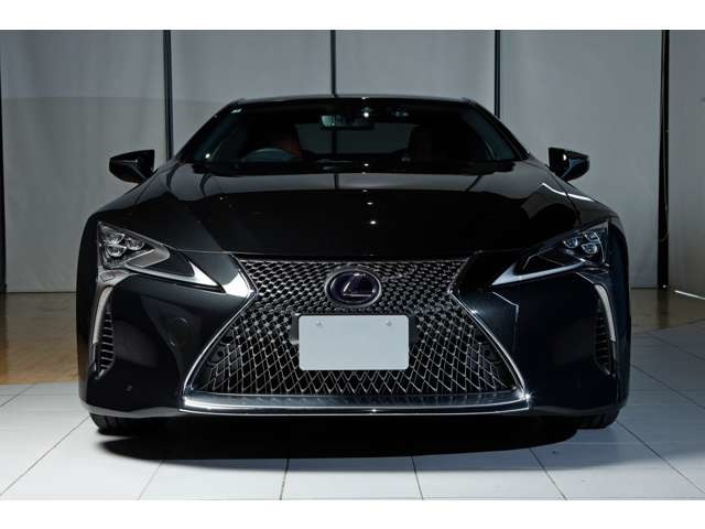 LC(レクサス) 500h　走行6536km ガレージ保管 中古車画像