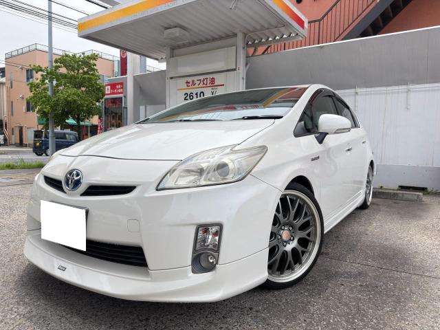 プリウス1.8 S