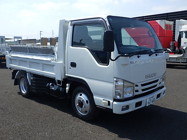 エルフ3.0 強化ダンプ フルフラットロー ディーゼル 4WD