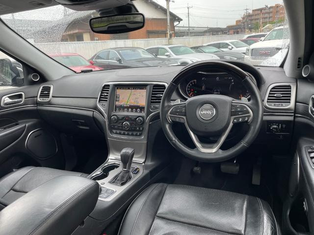 グランドチェロキーサミット 4WD