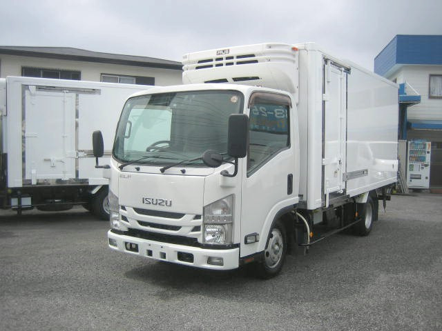 エルフ