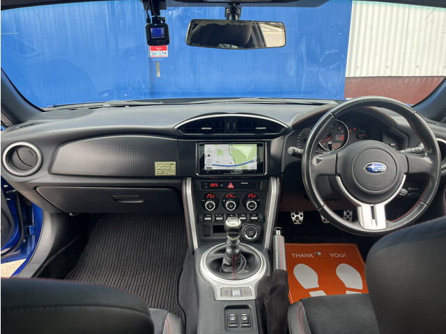 H27�N�� �X�o�� BRZ S�O���[�h�����ɂ��܂����B�ЊO�p�[�c�������t�����T�[�L�b�g�X�y�b�N�ł��B�O���F���l�C��WR�u���[�p�[���B�s���A�X�|�[�c�̊y���݂����̐g�ő̊����Ă��������B