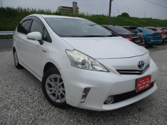 プリウスα1.8 S