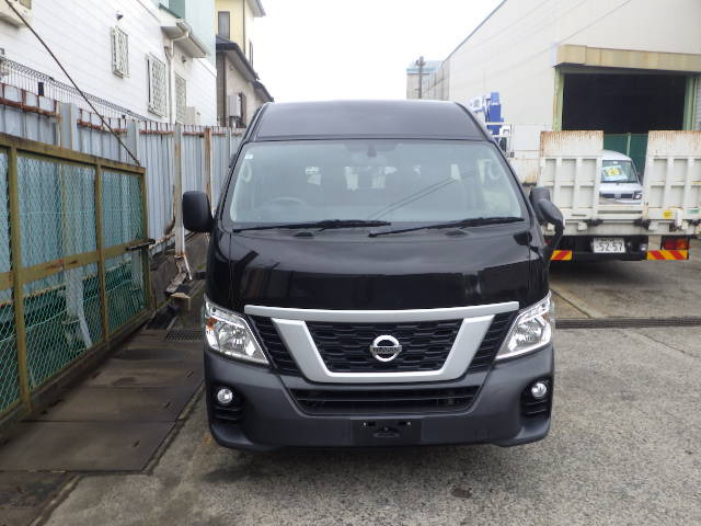 NV350キャラバンマイクロバス