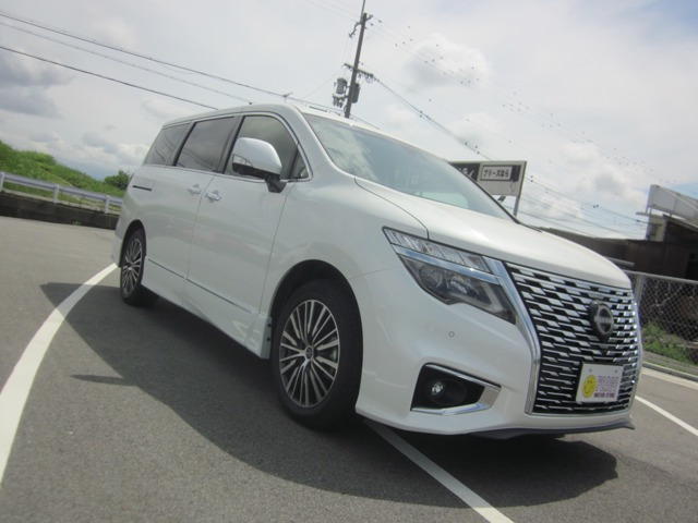 日産 エルグランドの価格・新型情報・グレード諸元 価格.com