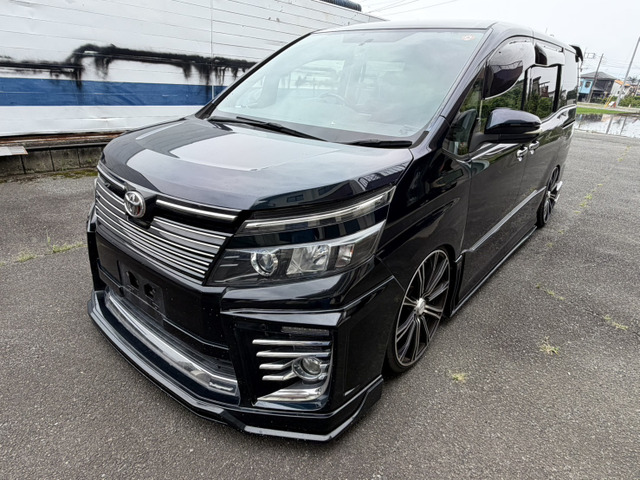 ヴォクシー2.0 ZS
