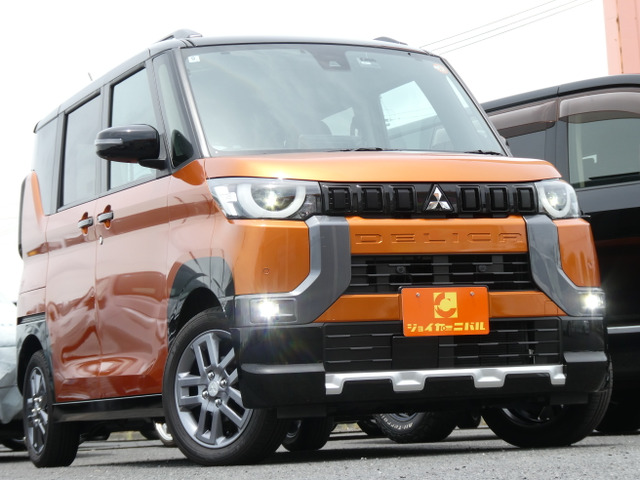 デリカミニT プレミアム 4WD