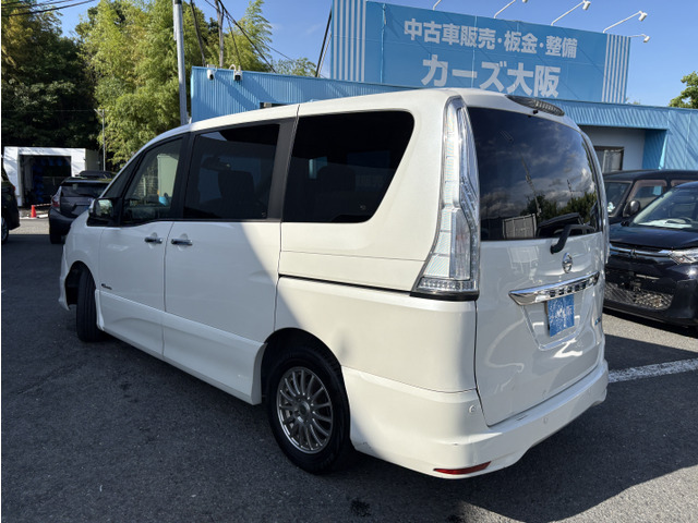セレナ2.0 ハイウェイスター Vセレクション+Safety II S-HYBRID