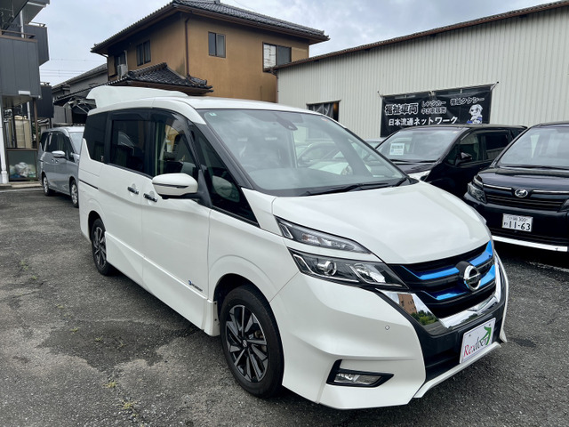セレナ1.2 e-POWER ハイウェイスター チェアキャブ スロープタイプ 車いす1名 サード仕様