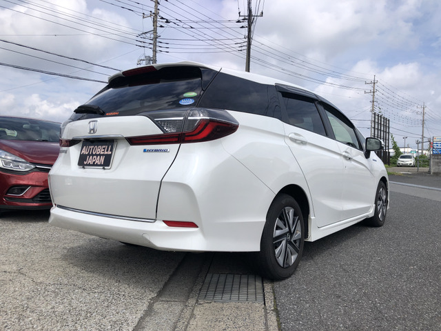 シャトル1.5 ハイブリッド ホンダセンシング