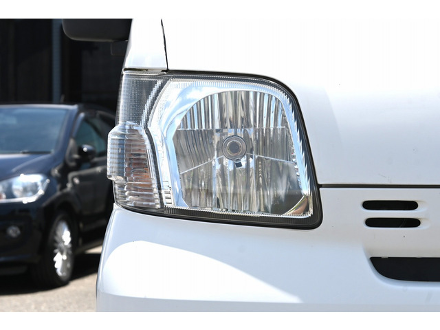 �������Еۏ؊������� �S�ԗ����Еۏؕt���Ŕ̔����Ă���܂���G���W���@�\�A���͓`�B�@�\�̕�������������T�|�[�g�B���C����ۏ،��x�z�́A�ԗ��{�̉��i��80%����(�݌v�Őō�30���~���x)�܂łƂȂ�܂��B