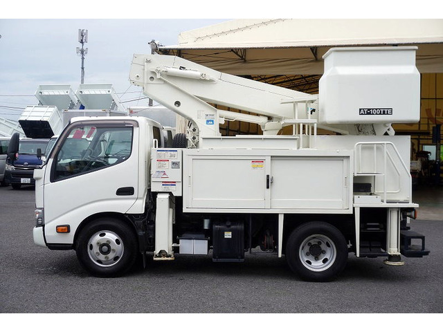 デュトロ高所作業車