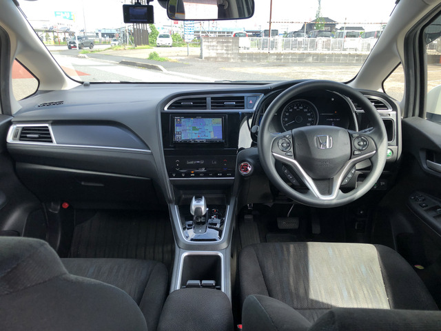 シャトル1.5 ハイブリッド ホンダセンシング