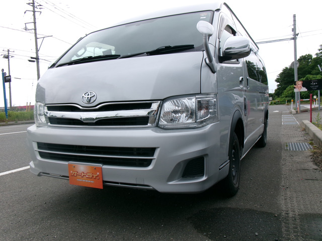 ハイエースコミューター2.5 GL ディーゼル 4WD